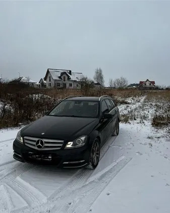 samochody osobowe Mercedes-Benz Klasa C cena 38000 przebieg: 287000, rok produkcji 2011 z Gniezno